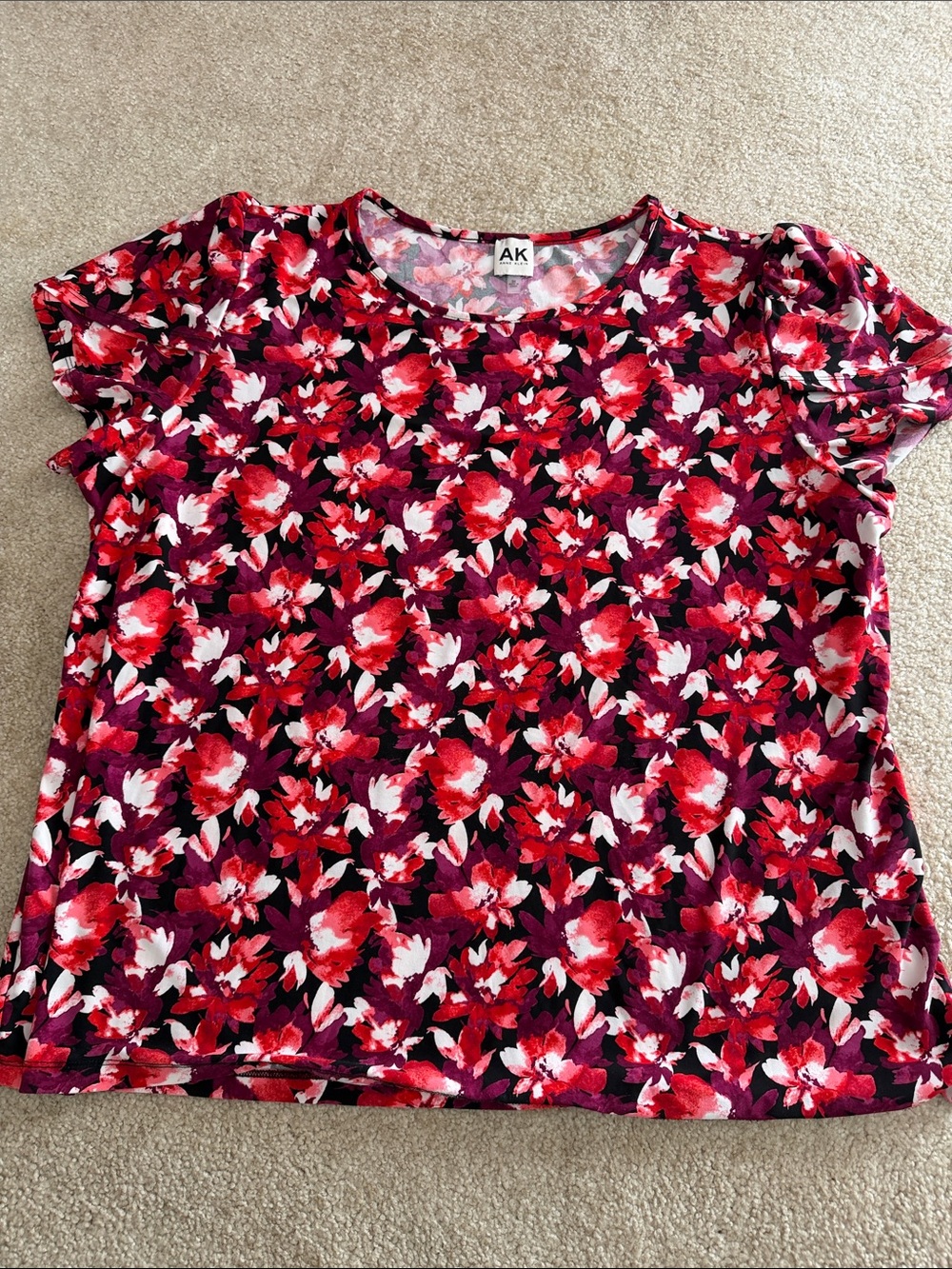 Anne Klein Red Pink Floral Short Sleeve Tee